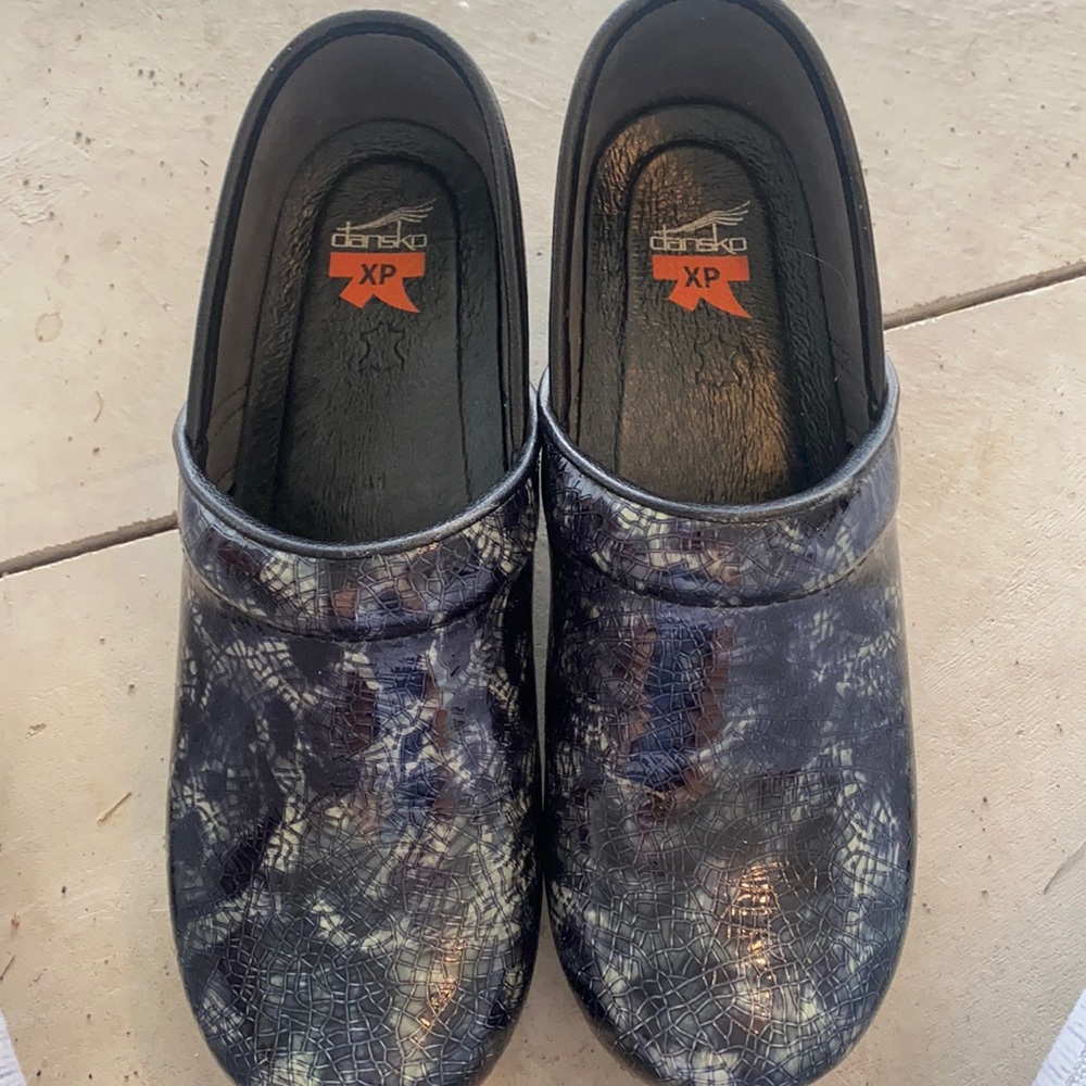 Never used dansko XP clogs- size 41!